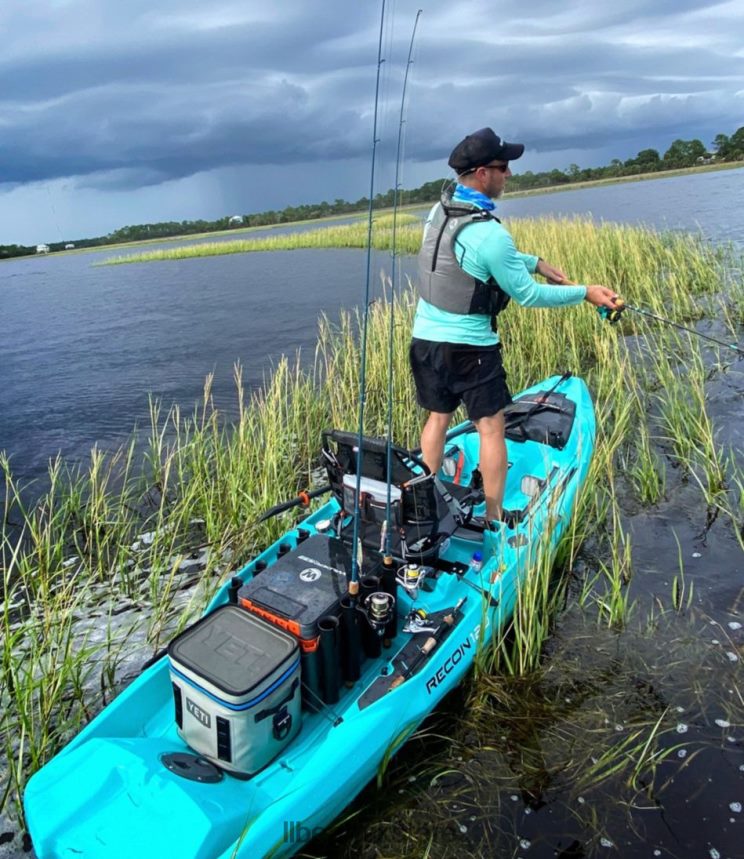 Water Sports L.L.Bean Wilderness Systems Recon 120 HD Pedal-Drive Kayak Grey Unisex 0VRR663901